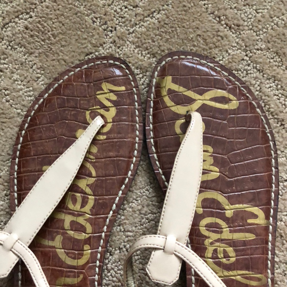 Sam Edelman - Picture 2 of 3